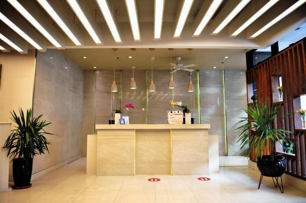 Aura One Hotel Baguio City ภายนอก รูปภาพ